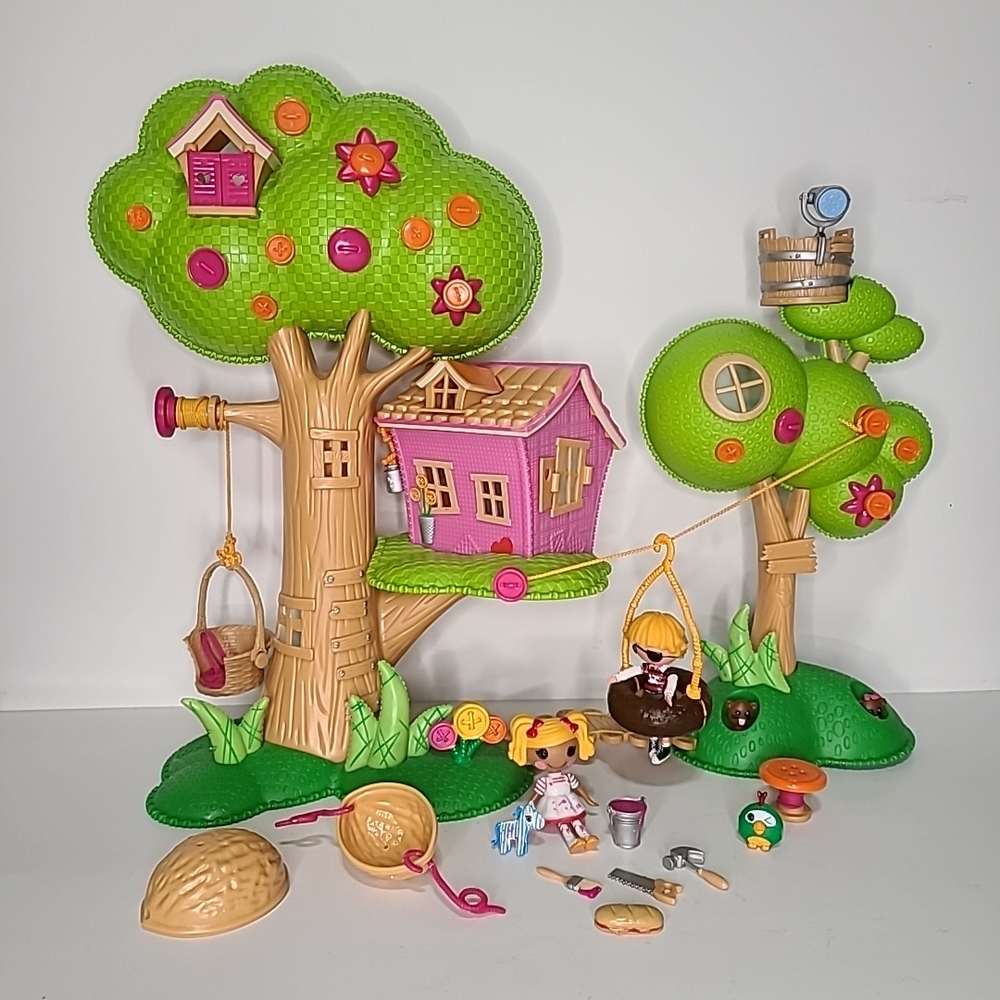 Lalaloopsy Sew Sweet Treehouse Playset